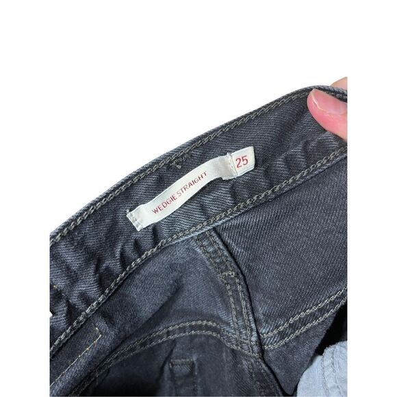 Levi’s Premium Wedgie Straight Distressed Jeans Size 25 - Picture 6 of 9